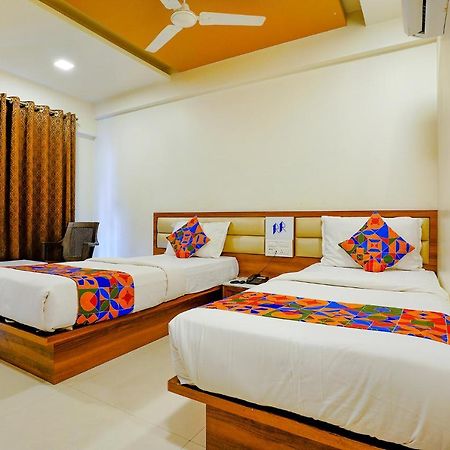 Fabhotel Ramjis Residency Nashik Zewnętrze zdjęcie