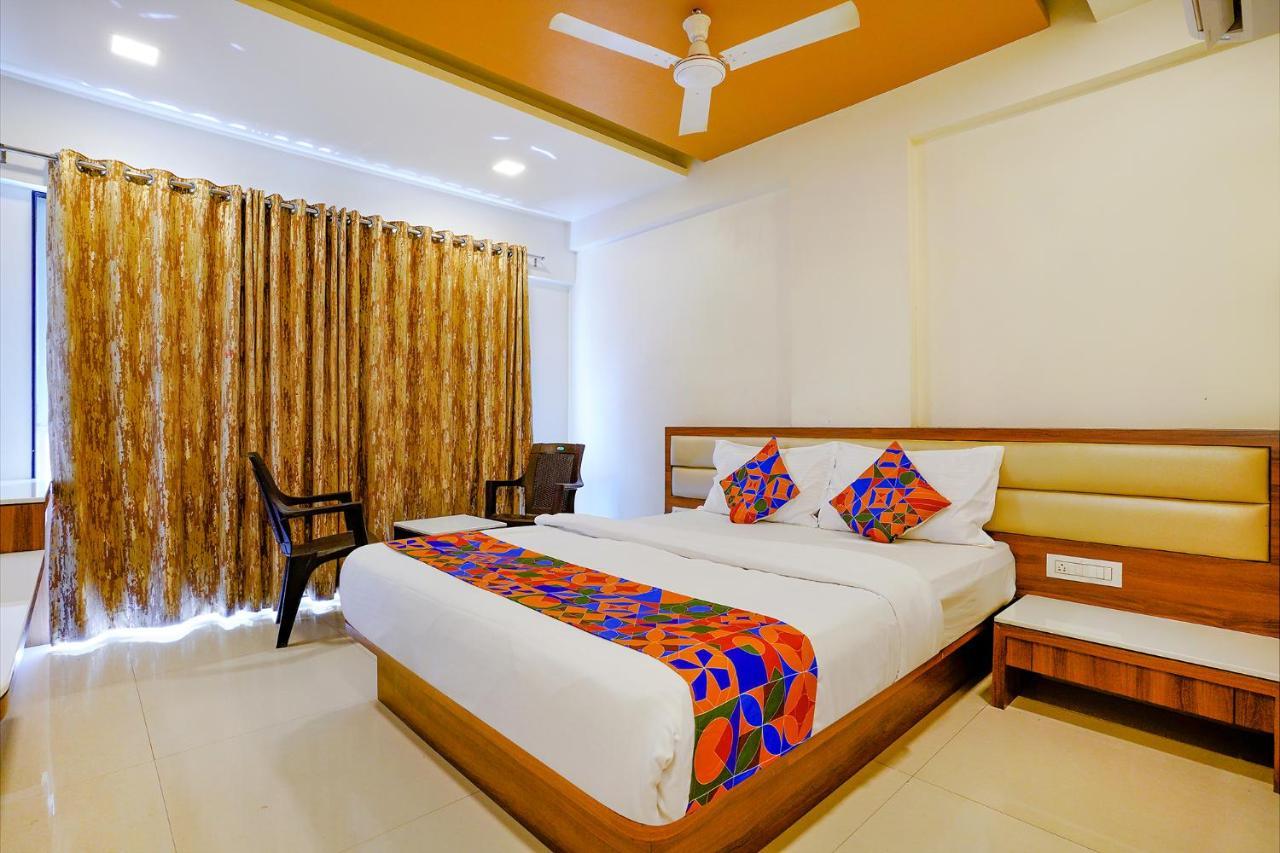 Fabhotel Ramjis Residency Nashik Zewnętrze zdjęcie