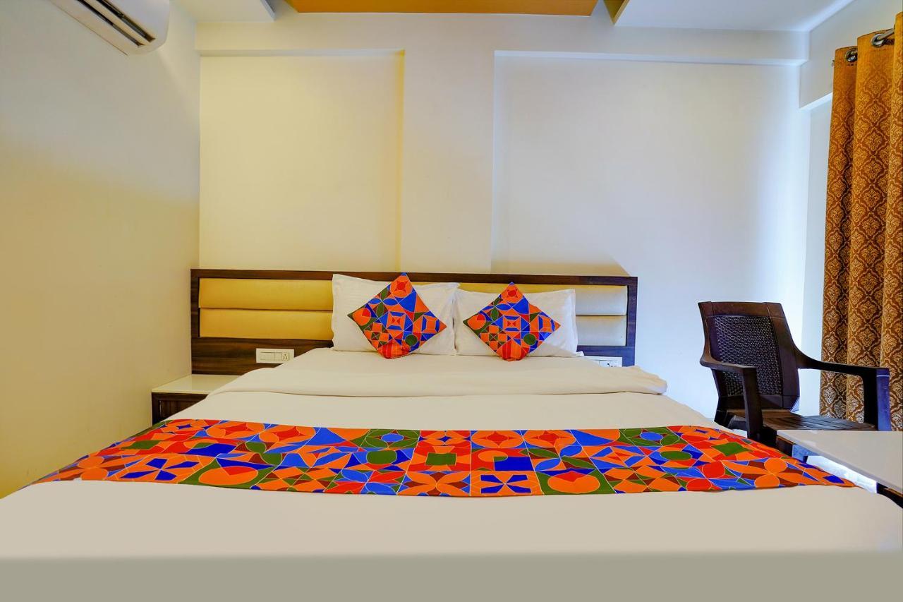 Fabhotel Ramjis Residency Nashik Zewnętrze zdjęcie